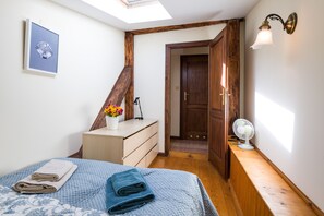 2 Schlafzimmer, Bügeleisen/Bügelbrett, Internetzugang, Bettwäsche