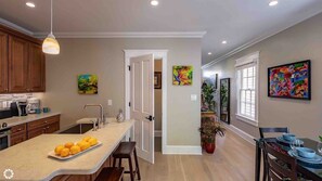 Dining - **THE TOASTED COCONUT @ OLD TOWN** Fully Restored + Pool + LAST KEY SERVICES… (Key West)