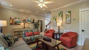 Een smart-tv en een dvd-speler