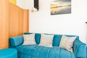 Smart TV, video library