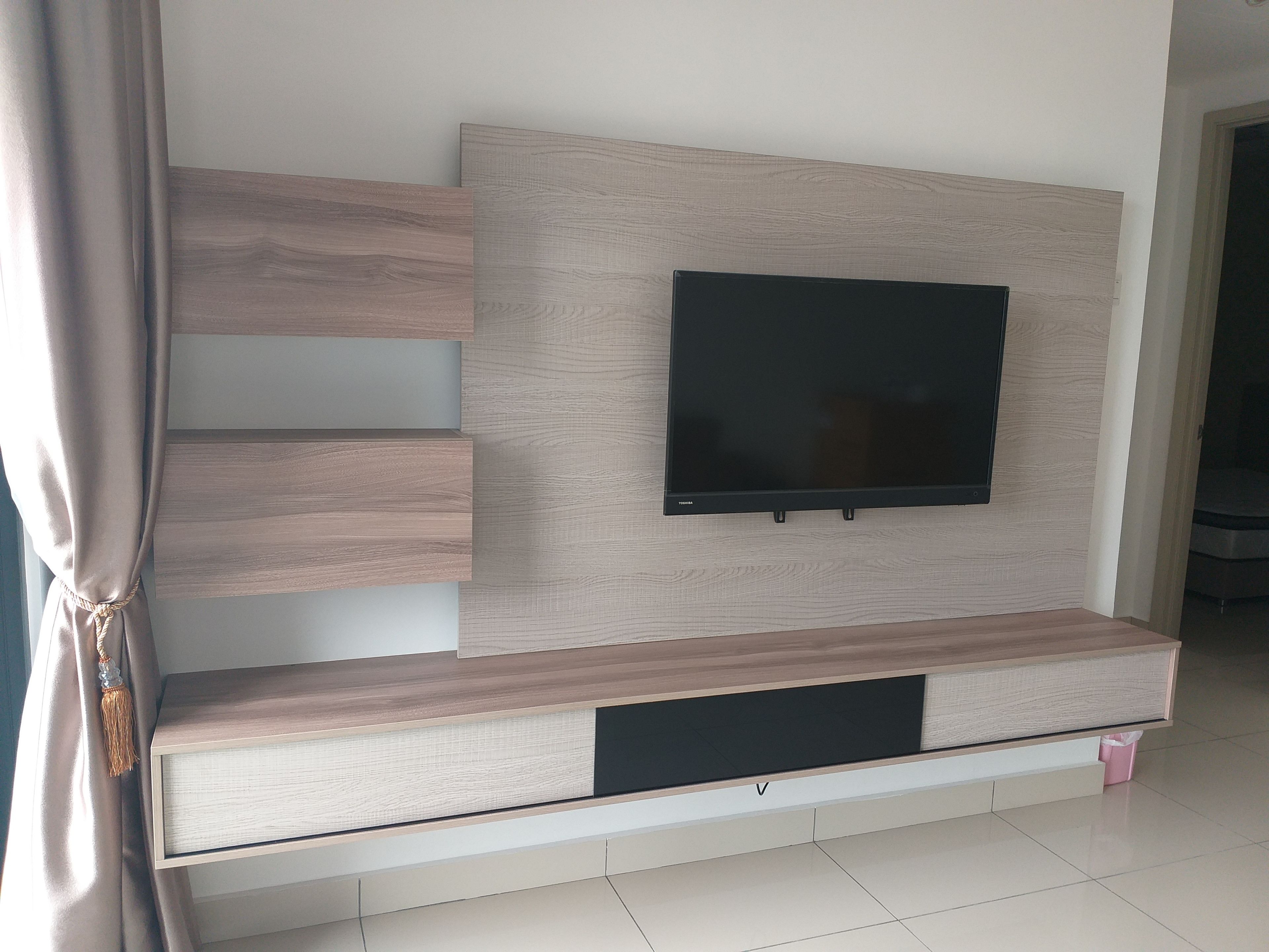 Standard Apartment, 2 Bedrooms | Television