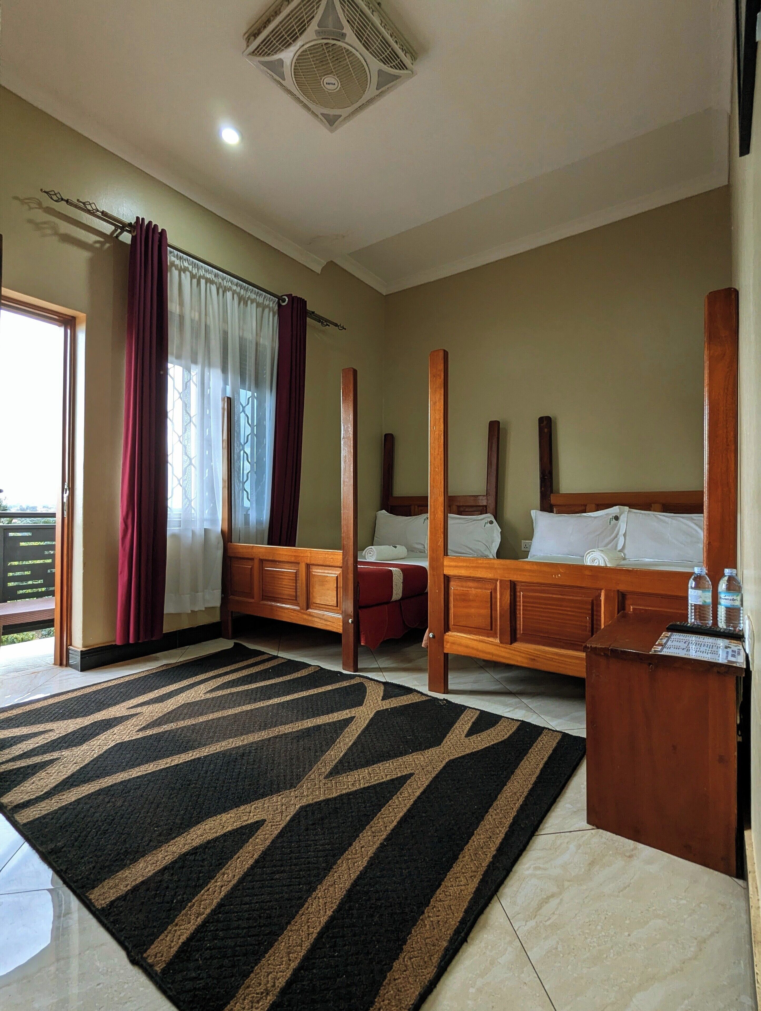 Twin Room | Egyptian cotton sheets, premium bedding, memory foam beds