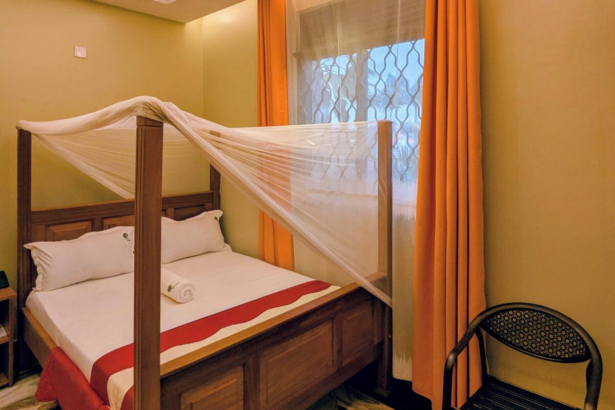 Double Room | Egyptian cotton sheets, premium bedding, memory-foam beds