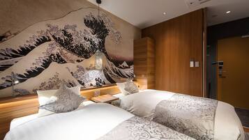 Caja de seguridad en la habitación y cortinas blackout