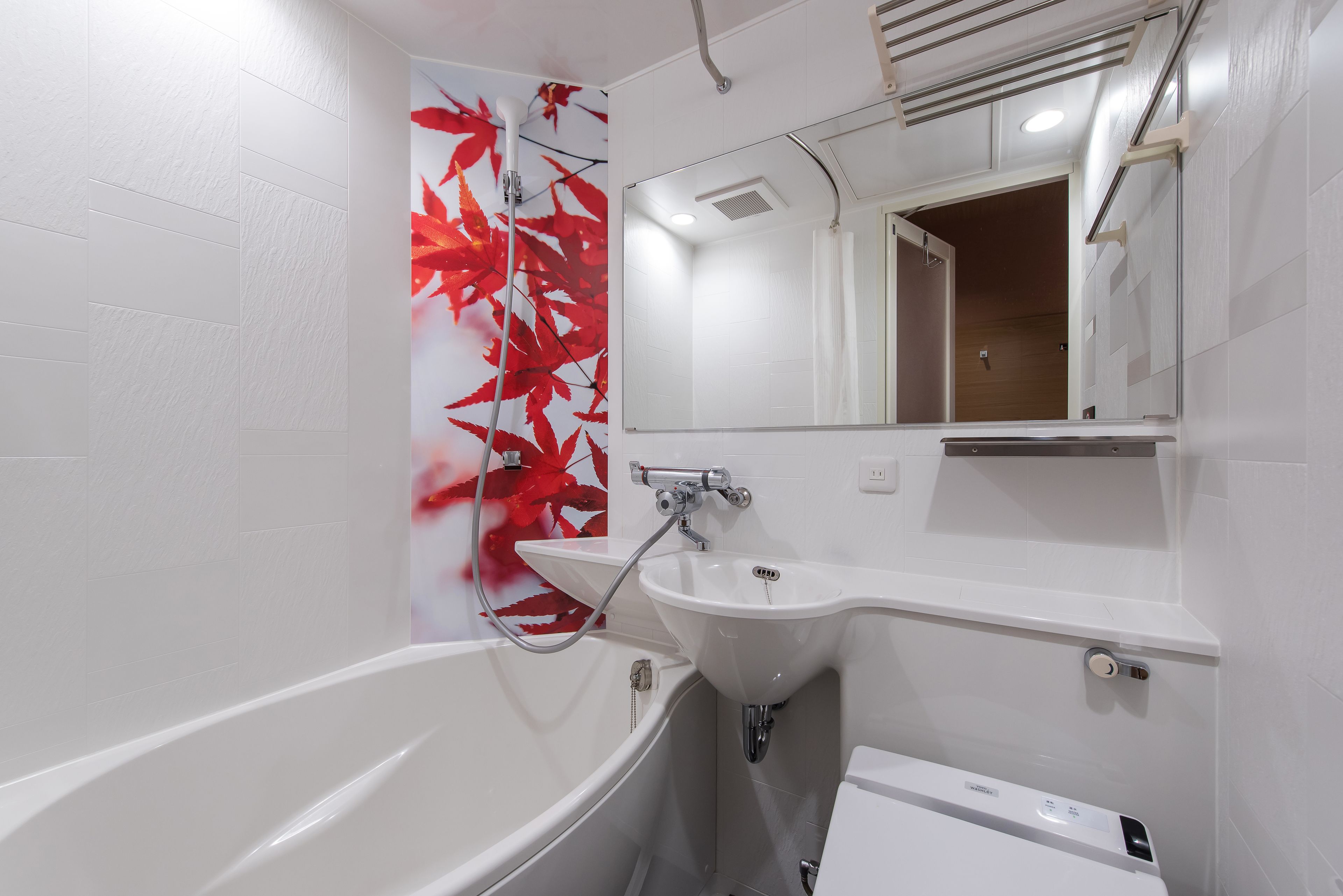 double room, non smoking | bathroom | combined shower/bathtub, hair dryer, slippers, towels