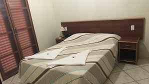ダブルルーム ダブルベッド 1 台 禁煙