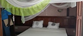 Solomon Castle Hotel Mombasa