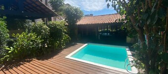 Beautiful and Comfortable House for up to 15 People in Arraial do Cabo (Location: Vacation Rental)