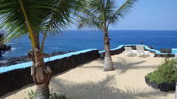 Beach nearby, beach towels