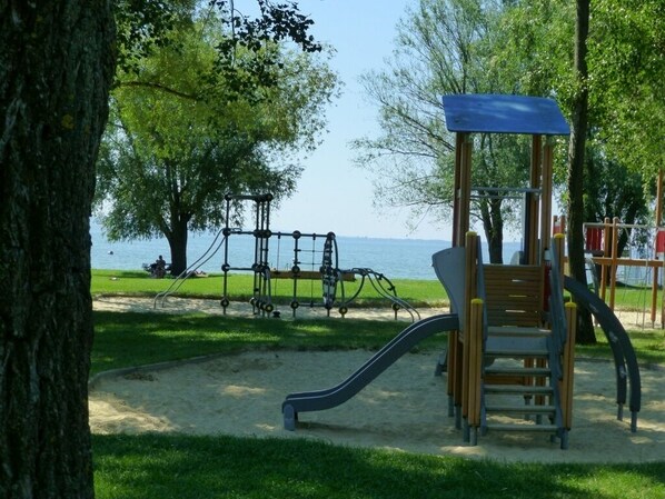 Children's area - Modern apartment of 75 m2 at Lake Balaton in Keszthely (Keszthely)