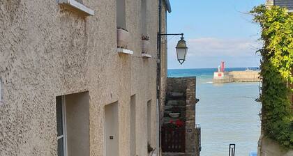 Charming 4 * apartment with harbor and sea views Normandy landing beaches