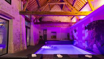 Piscine couverte, piscine chauffée