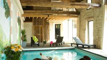 Piscine couverte, piscine chauffée