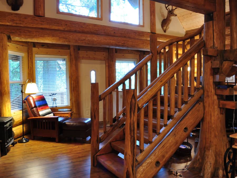 كوخ فاخر - سريران كبيران - لغير المدخنين | منطقة المعيشة | تلفزيون بشاشة مسطحة