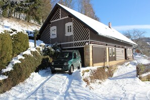 Haus im Winter