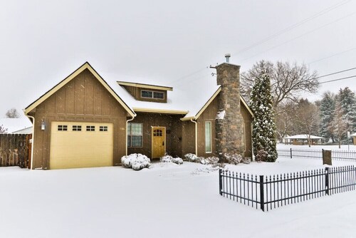 Jaspers · Jaspers at Pioneer Park