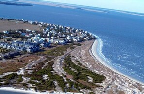 On the beach - Direct Oceanfront, 65 inch Smart TV, Fireplace (Saint Helena)