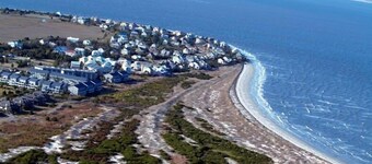 Direct Oceanfront, 65 inch Smart  TV,  Fireplace   