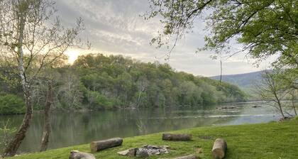 Star view cabin-Riverfront