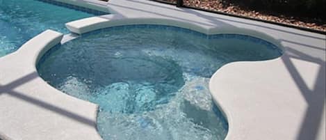 Piscine chauffée