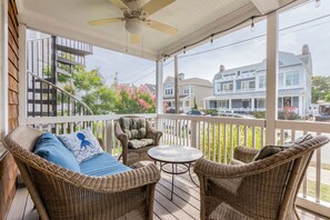 Property grounds - Beach Block Living in Charming South Rehoboth.  21 to 28 July week available. (Rehoboth Beach)