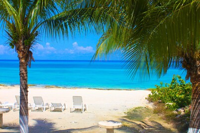 133 FIVE STAR REVIEWS!  On the beach! Daily cleaning!