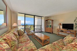 TV - KS 819 Spacious 1BD with Ocean Views & Central AC (Lahaina)