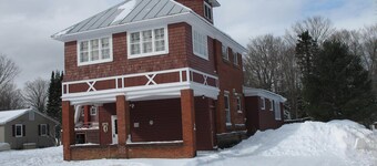 ¡Temporadas 2018! Reserva ahora .... Gran casa privada en el corazón de Old Forge