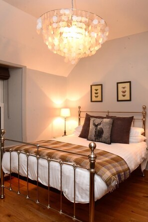 2 bedrooms, iron/ironing board, free WiFi, bed sheets - Rothay Villa (Ambleside)