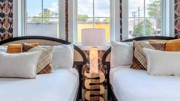 10 bedrooms, desk, iron/ironing board, travel crib