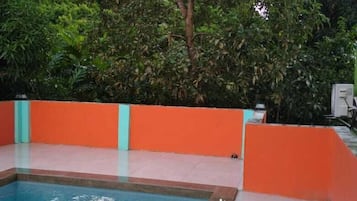 Udendørs pool
