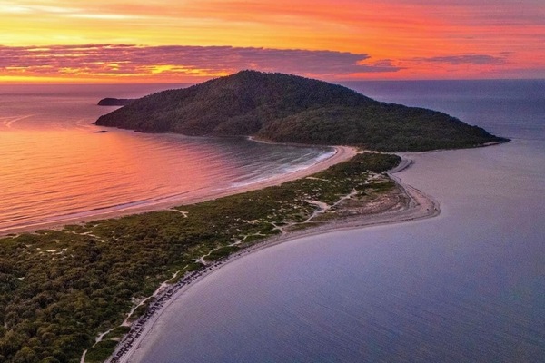 Beach nearby, sun-loungers