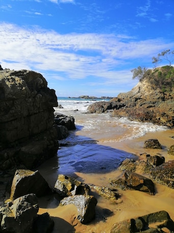 Beach nearby. Sapphire Beach - Pet Friendly - Beach 5 Minute Walk