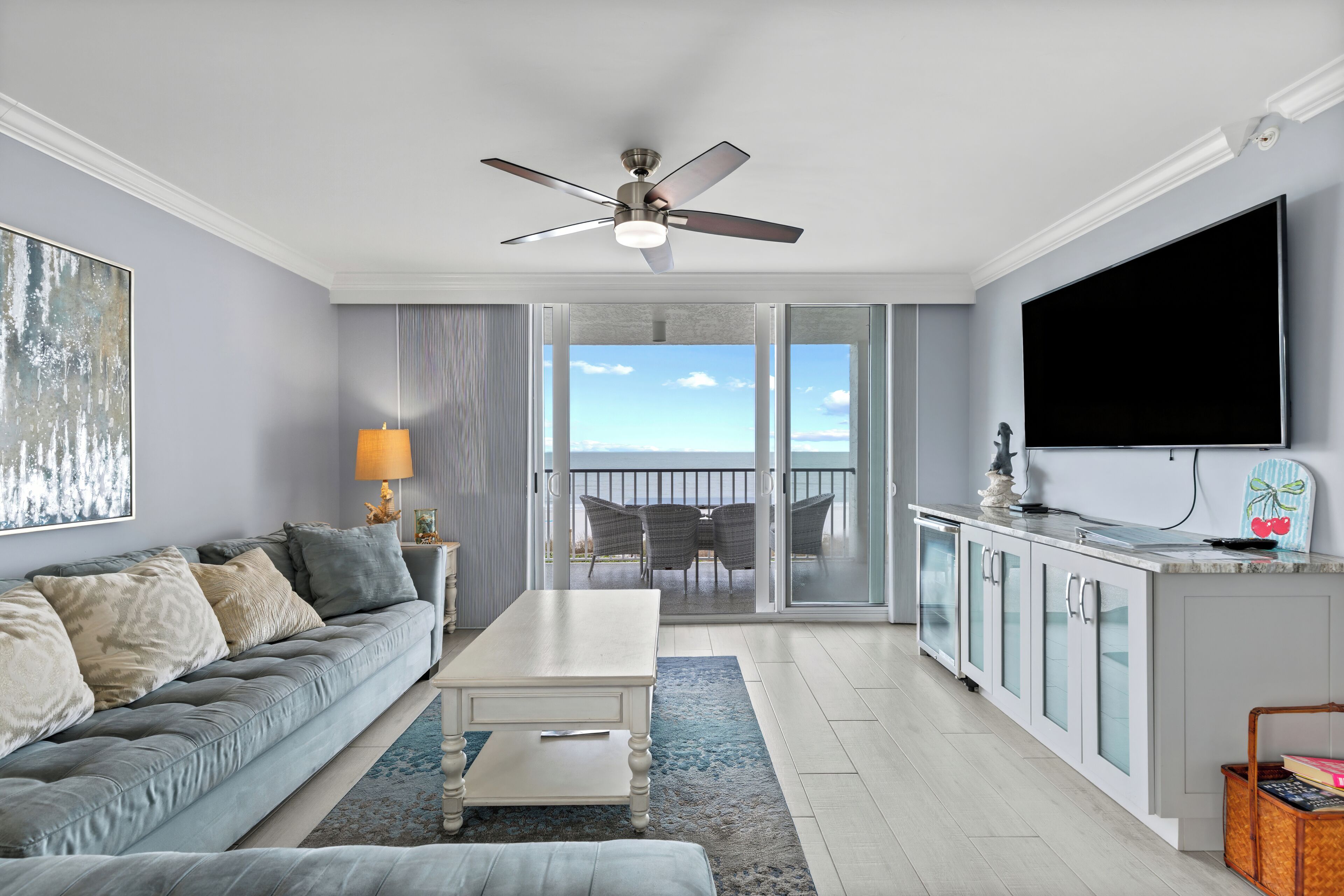 Smart TV y reproductor de DVD 