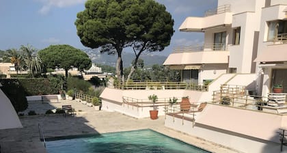 Beautiful apartment with large terrace and spectacular views of Sant Pol bay