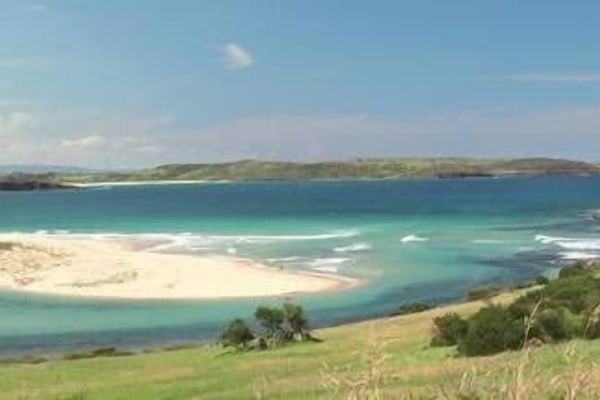 Plage, chaises longues, serviettes de plage