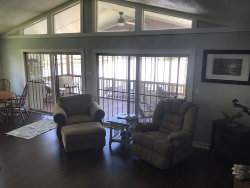 Latitude Adjustment Waterfront Getaway.   *New Flooring*