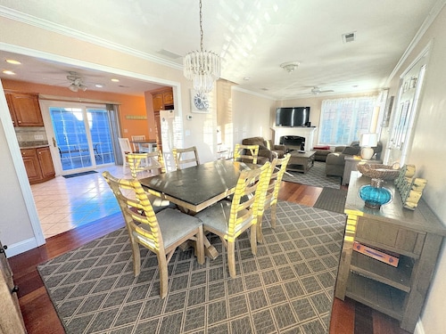 Walk to Roger Wheeler Beach "Sand Hill Cove Beach"