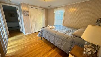 5 Schlafzimmer, Bügeleisen/Bügelbrett, kostenloses WLAN, Bettwäsche