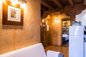 Interior - El Mirador del Alberche 1 in Navaluenga, now with 600 megabytes of fiber optics! (Navaluenga)