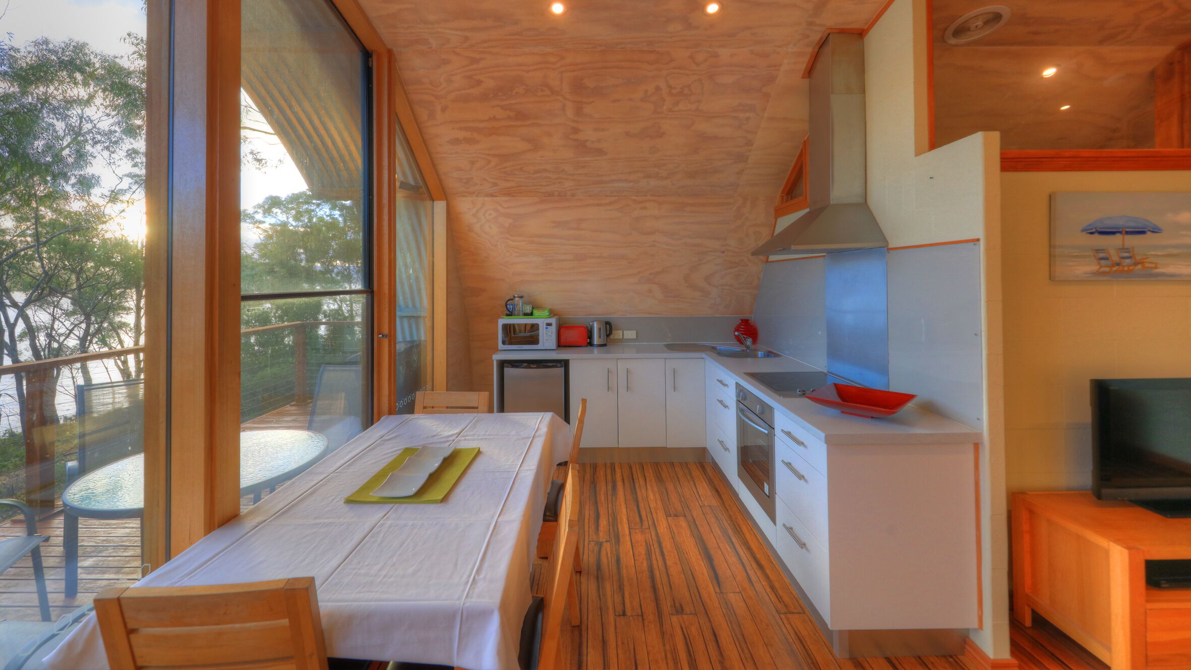 Three Trees Retreat stunning views — image 10