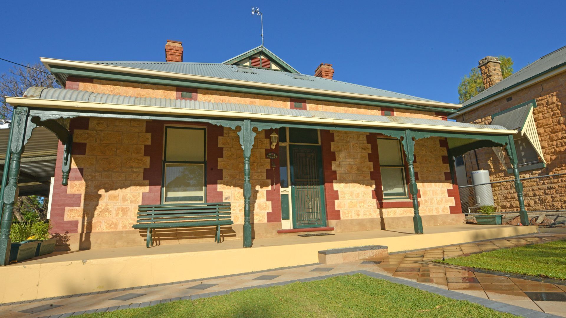 1920 B & B - Your home away from home