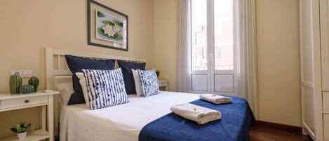 2 bedrooms, free WiFi, bed sheets