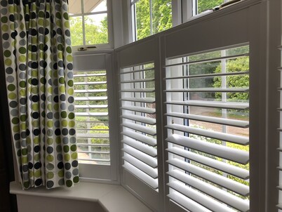 1 bedroom self-contained Annex/apartment near West Byfleet Station