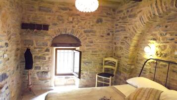 2 habitaciones, wifi gratis y ropa de cama