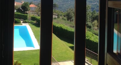 Maison des marches - Santa Marinha do ZĂȘzere