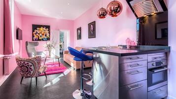 Fridge, microwave, coffee/tea maker, toaster