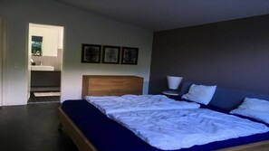 3 Schlafzimmer, Bügeleisen/Bügelbrett, kostenloses WLAN, Bettwäsche