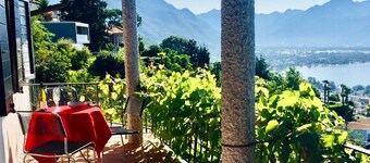 Nice holiday home with pool, garden & terrace, quiet location + wonderful view
