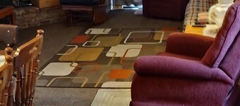 Taking bookings for all 2026.  Easy access to trails/lake.

